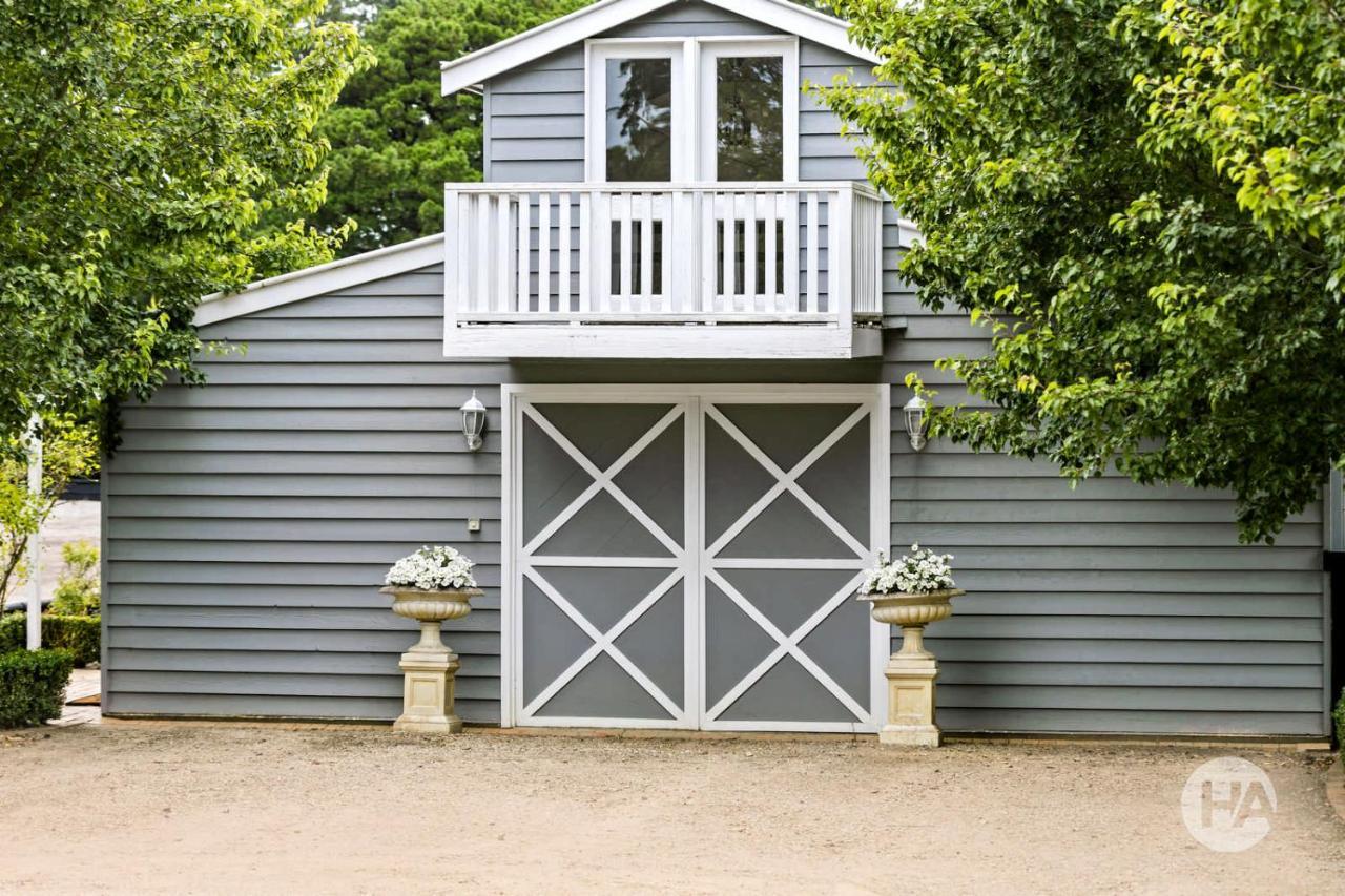 Farm Stay Maple Cottage At Wilindi Estate Tyabb Exterior photo