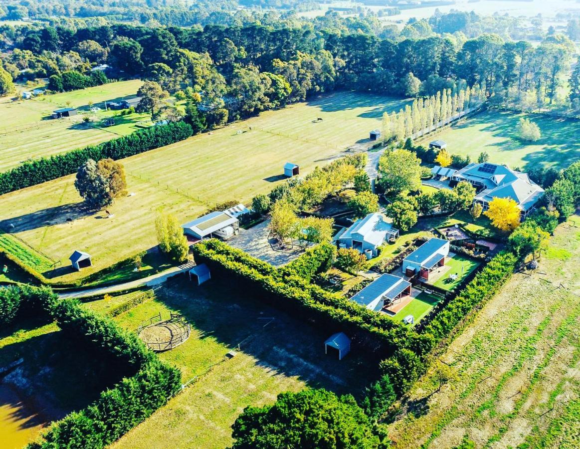 Farm Stay Maple Cottage At Wilindi Estate Tyabb Exterior photo